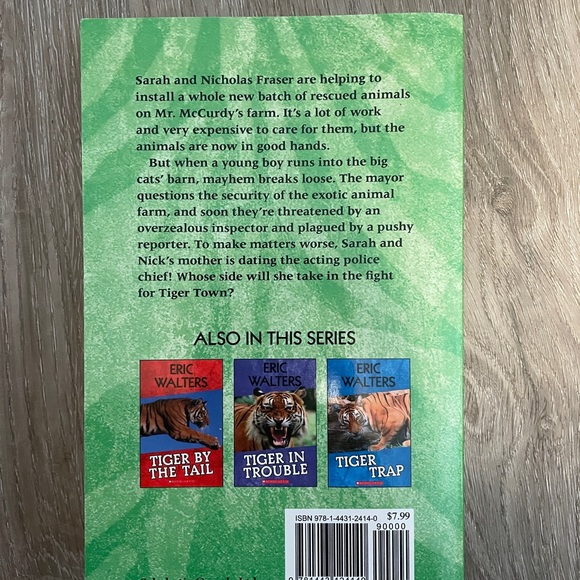 🌟BRAND NEW🌟 4 PACK Novels - Eric Walters Tiger Set - Picture 5 of 6